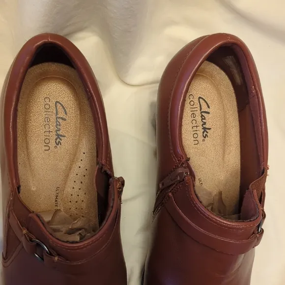 Womens Clarks Elegant Brown Heeled Shoes Size 9.5