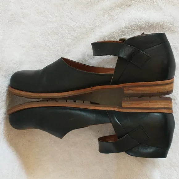 Women's Kork Ease Bellota Black Leather Mary Janes Size 10