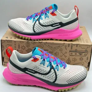 Women's Nike Pegasus Trail 4 Light Orewood  Running Shoes FD0876-100 Size 8