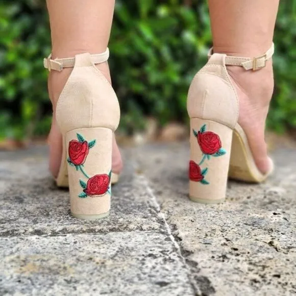 Women's Beige Ankle Strap Chunky Heel Sandals