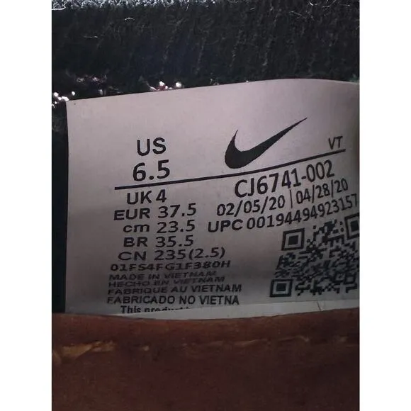 Youth Nike Air Vapormax 2020 Flyknit Iron Grey/Multicolor Sneakers Sz 5 EUC!