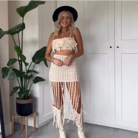 ZARA * FRINGE CROCHETED SKIRT