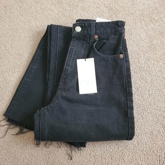 Zara high waisted wide leg jeans Size 2/34
