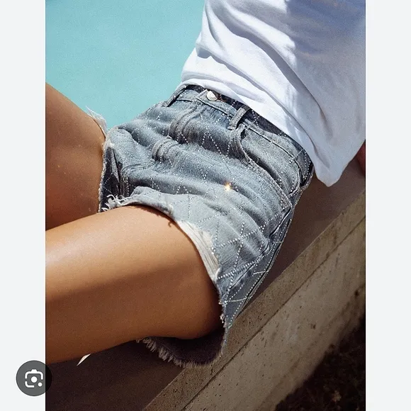 ZARA JEWWL HIGH WAIST SPARKLY RHINESTONE DENIM SHORTS SIZE 2/34