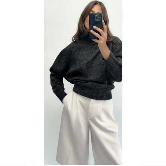 Zara Long Pleated Shorts Bermuda Size S