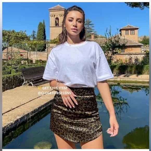 Zara mini leopard print cheetah mini satin skirt