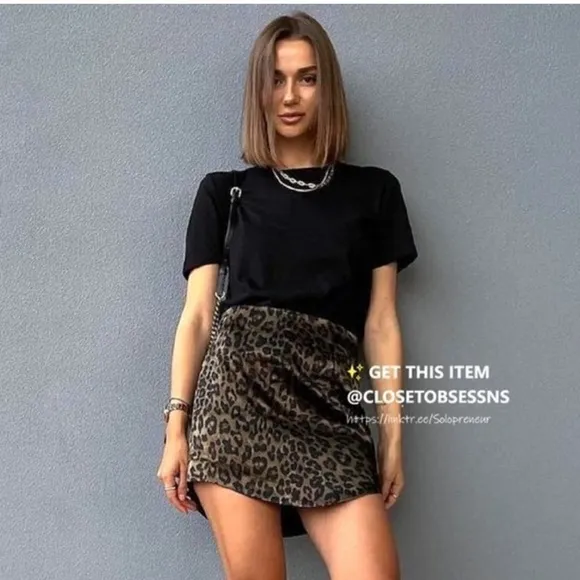Zara mini leopard print cheetah mini satin skirt
