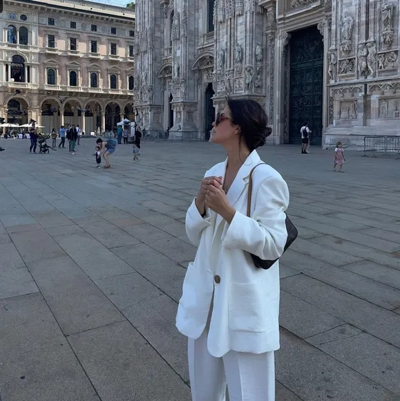 ZARA Oversized Flowy Blazer Bloggers Favorite