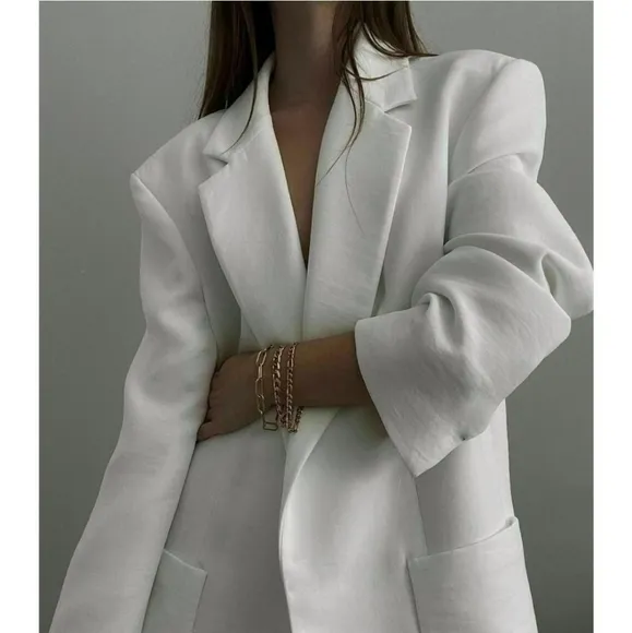 ZARA Oversized Flowy Blazer Bloggers Favorite