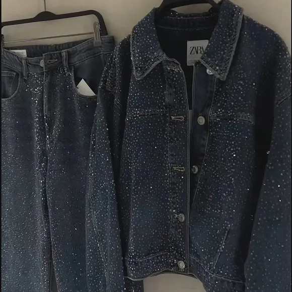 ZARA RHINESTONE JEWEL DENIM JACKET BLUE SIZE XS