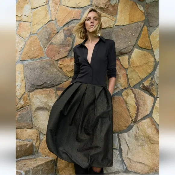 Zara Voluminous Balloon midi skirt size XS and S